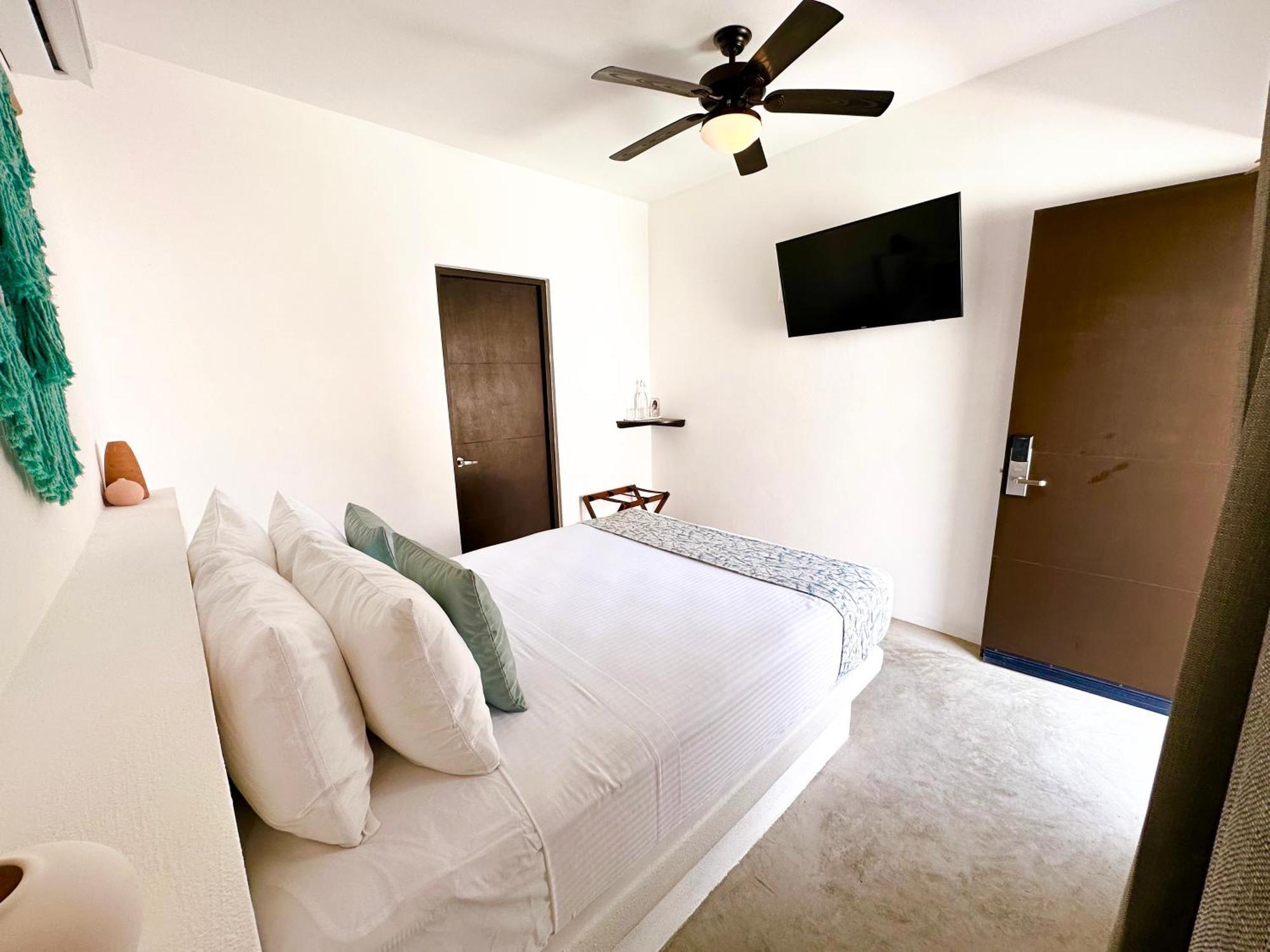 Hau Holbox, Oceanfront Boutique Hotel Esterno foto
