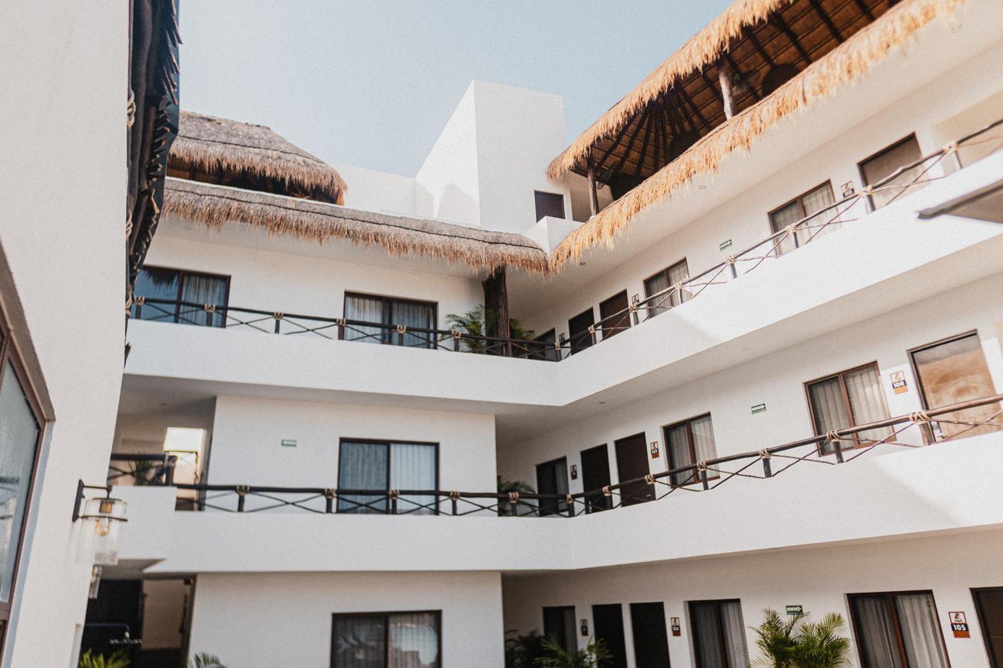 Hau Holbox, Oceanfront Boutique Hotel Esterno foto
