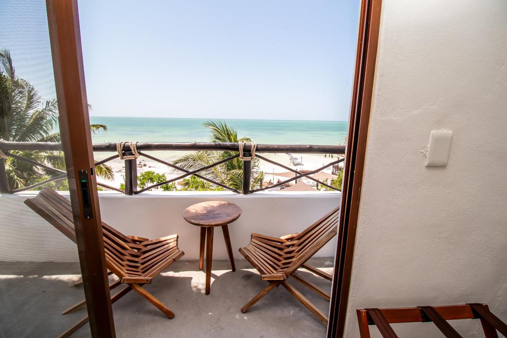Hau Holbox, Oceanfront Boutique Hotel Esterno foto
