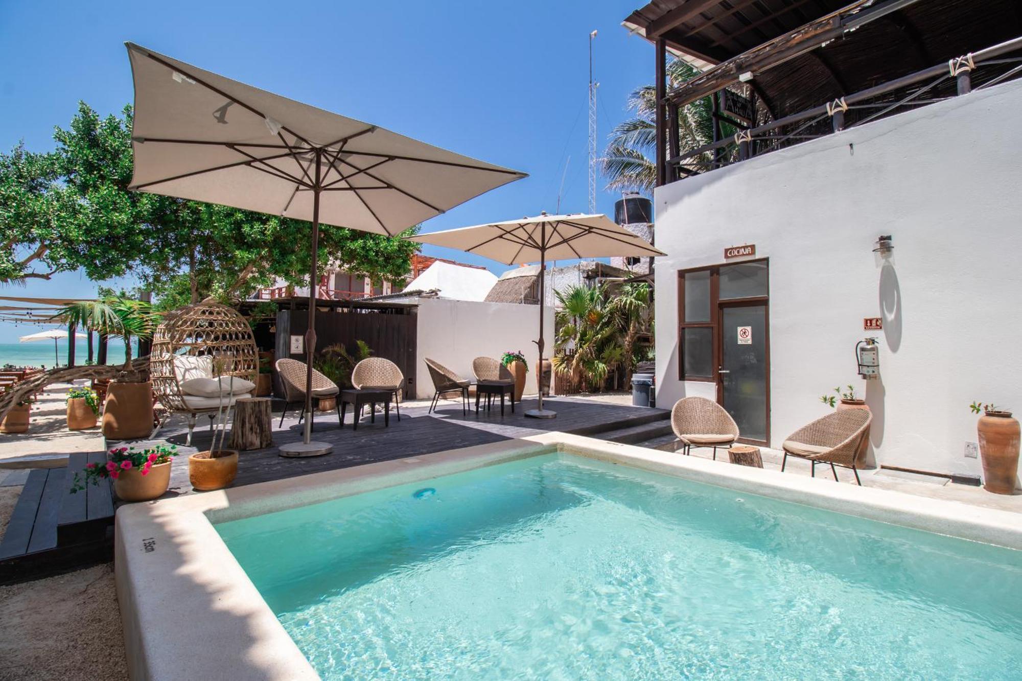 Hau Holbox, Oceanfront Boutique Hotel Esterno foto