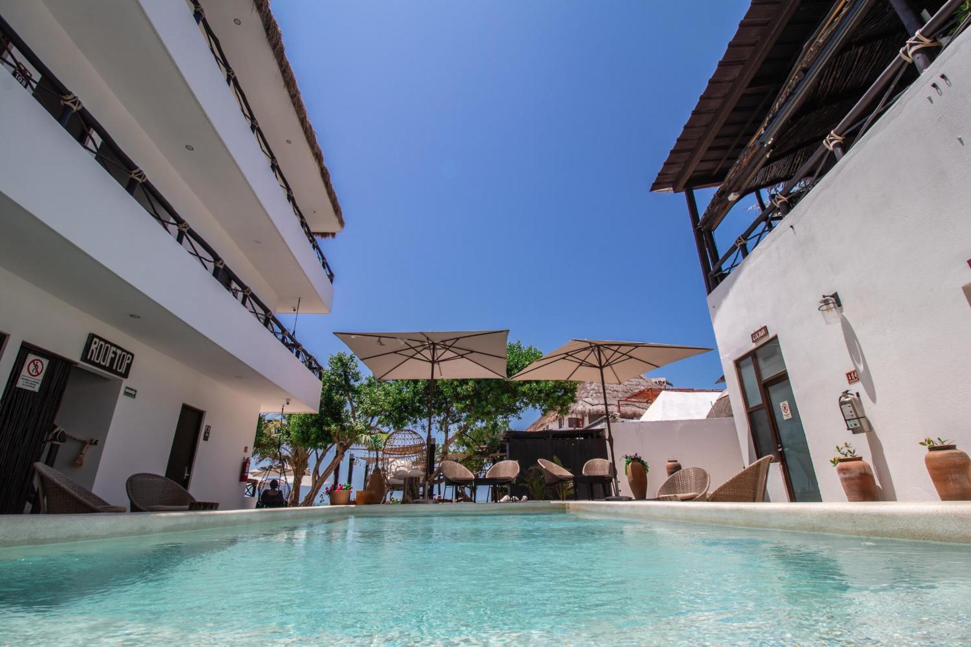 Hau Holbox, Oceanfront Boutique Hotel Esterno foto