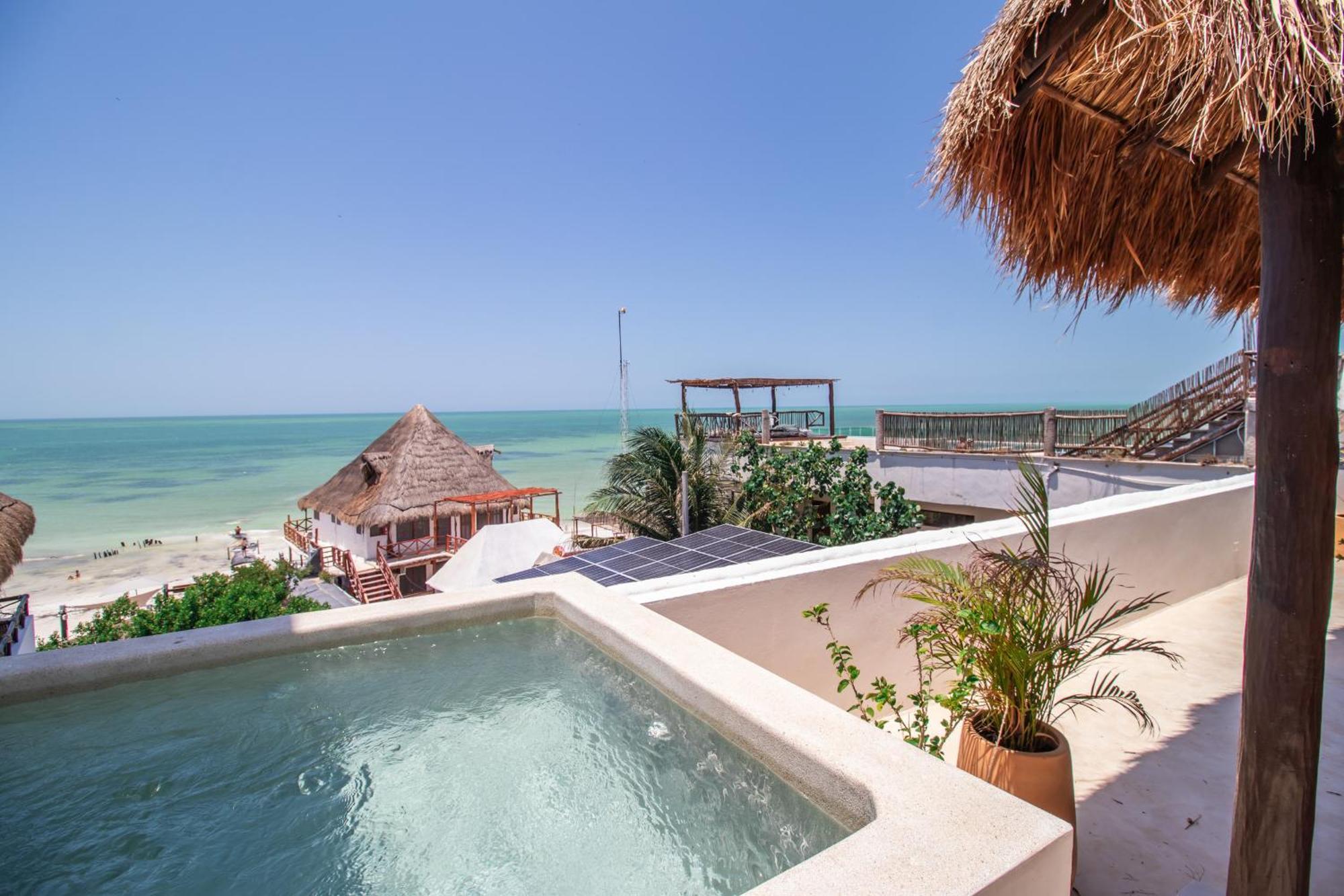 Hau Holbox, Oceanfront Boutique Hotel Esterno foto